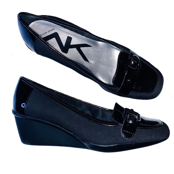 Anne Klein Shoes - AK Anne Klein Sport Women’s black wedge pump - 7M